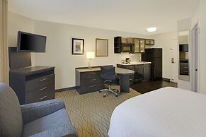Candlewood Suites Rogers / Bentonville by IHG