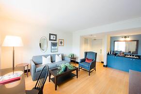 Williamsburg Lodge, Autograph Collection