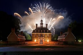 Williamsburg Lodge, Autograph Collection