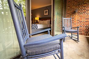 Williamsburg Lodge, Autograph Collection