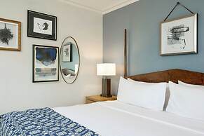 Williamsburg Lodge, Autograph Collection