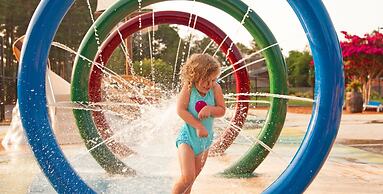 Williamsburg Woodlands Hotel & Suites, an official Colonial Williamsbu