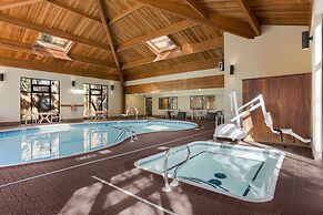 Comfort Inn & Suites Branson Meadows