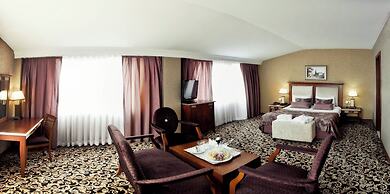 The Green Park Taksim