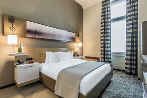 Hu. Hotel