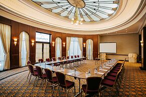 Radisson Blu Carlton Hotel, Bratislava