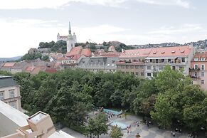 Radisson Blu Carlton Hotel, Bratislava