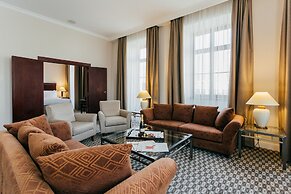 Radisson Blu Carlton Hotel, Bratislava