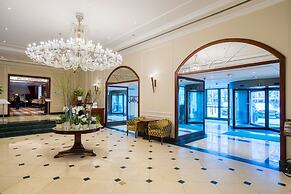 Radisson Blu Carlton Hotel, Bratislava