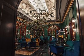Radisson Blu Carlton Hotel, Bratislava