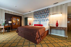 Radisson Blu Carlton Hotel, Bratislava