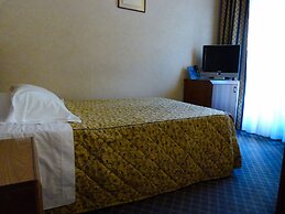 Garden Hotel