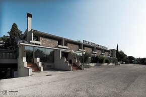 Garden Hotel