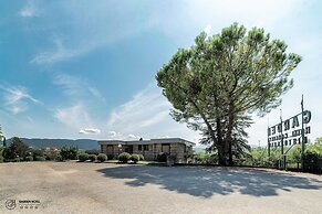 Garden Hotel