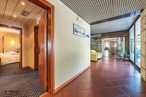 Garden Hotel