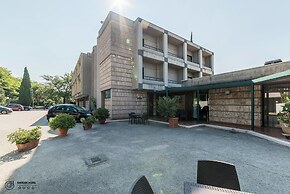 Garden Hotel