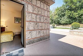 Garden Hotel
