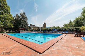 Garden Hotel