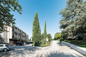 Garden Hotel