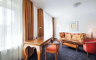 Lindner Hotel Frankfurt Main Plaza, part of JdV by Hyatt