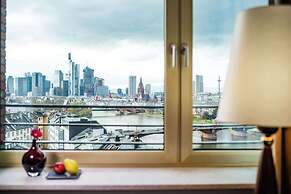 Lindner Hotel Frankfurt Main Plaza, part of JdV by Hyatt