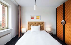 Lindner Hotel Frankfurt Main Plaza, part of JdV by Hyatt