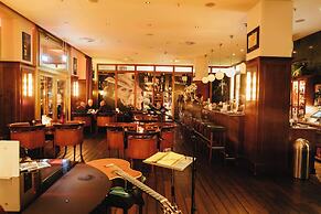 Lindner Hotel Frankfurt Main Plaza, part of JdV by Hyatt