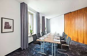 Lindner Hotel Frankfurt Main Plaza, part of JdV by Hyatt