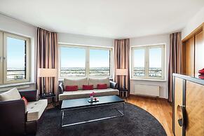 Lindner Hotel Frankfurt Main Plaza, part of JdV by Hyatt