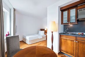 Lindner Hotel Frankfurt Main Plaza, part of JdV by Hyatt