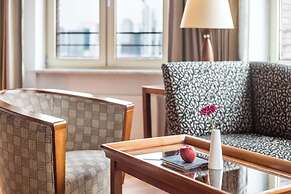 Lindner Hotel Frankfurt Main Plaza, part of JdV by Hyatt