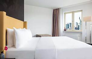 Lindner Hotel Frankfurt Main Plaza, part of JdV by Hyatt