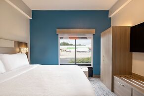 Holiday Inn Express & Suites Opelousas by IHG