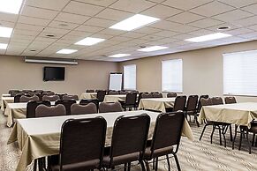 MainStay Suites Fargo - I-94 Medical Center