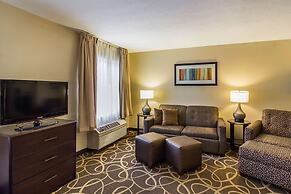 MainStay Suites Fargo - I-94 Medical Center