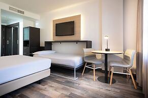 Hotel Cádiz Paseo del Mar Affiliated by Meliá