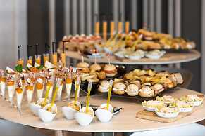 Hotel Cádiz Paseo del Mar Affiliated by Meliá