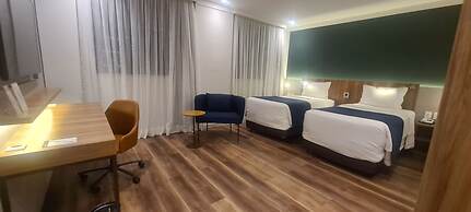 Blue Tree Premium Faria Lima