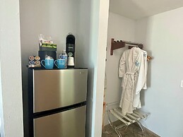 Ocean Sands Beach Boutique Inn - 1 Acre Private Beach