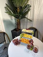 Ocean Sands Beach Boutique Inn - 1 Acre Private Beach