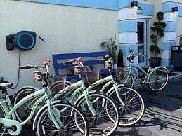 Ocean Sands Beach Boutique Inn - 1 Acre Private Beach