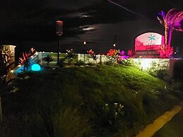 Ocean Sands Beach Boutique Inn - 1 Acre Private Beach