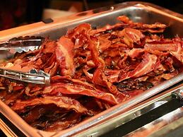 Ocean Sands Beach Boutique Inn - 1 Acre Private Beach