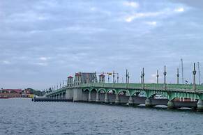 Ocean Sands Beach Boutique Inn - 1 Acre Private Beach