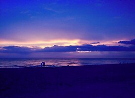 Ocean Sands Beach Boutique Inn - 1 Acre Private Beach