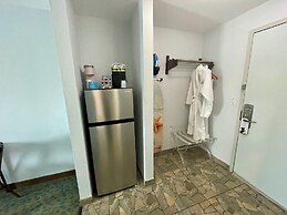 Ocean Sands Beach Boutique Inn - 1 Acre Private Beach