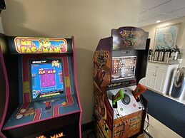 Ocean Sands Beach Boutique Inn - 1 Acre Private Beach