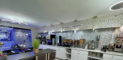 Ocean Sands Beach Boutique Inn - 1 Acre Private Beach