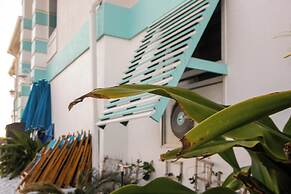 Ocean Sands Beach Boutique Inn - 1 Acre Private Beach