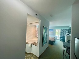 Ocean Sands Beach Boutique Inn - 1 Acre Private Beach